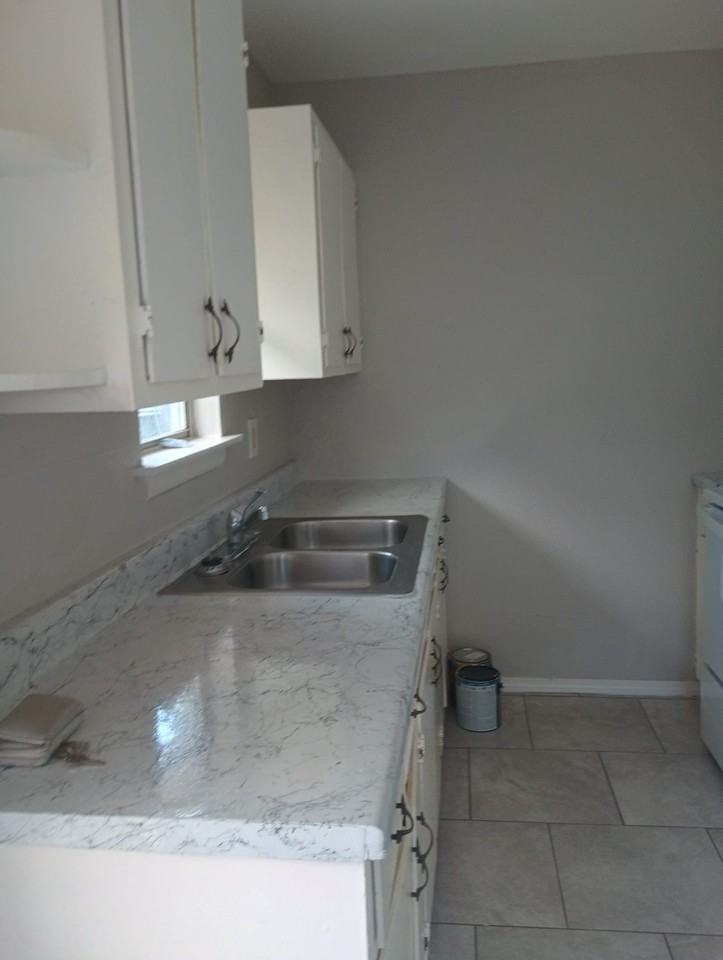 121 Green Trail Drive - Photo 4 of 8