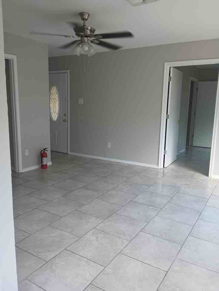 121 Green Trail Drive - Photo 5 of 8