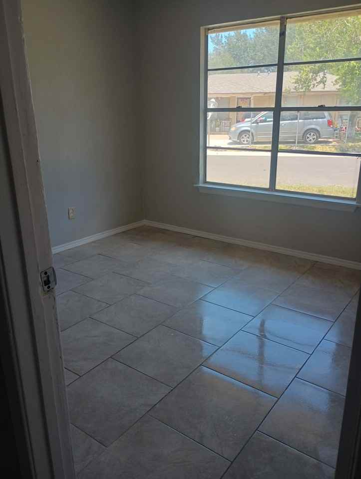 121 Green Trail Drive - Photo 7 of 8