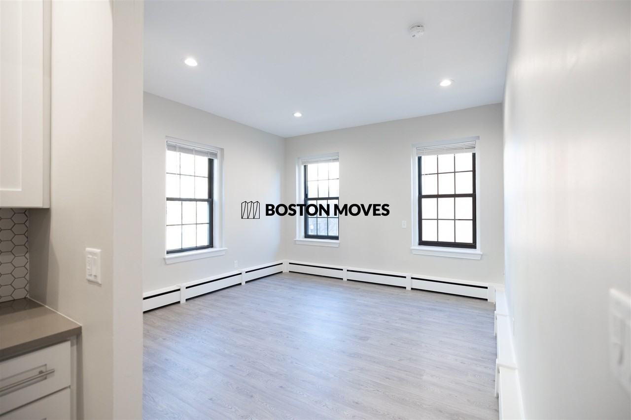 Saint Botolph St #6 - Photo 2 of 9