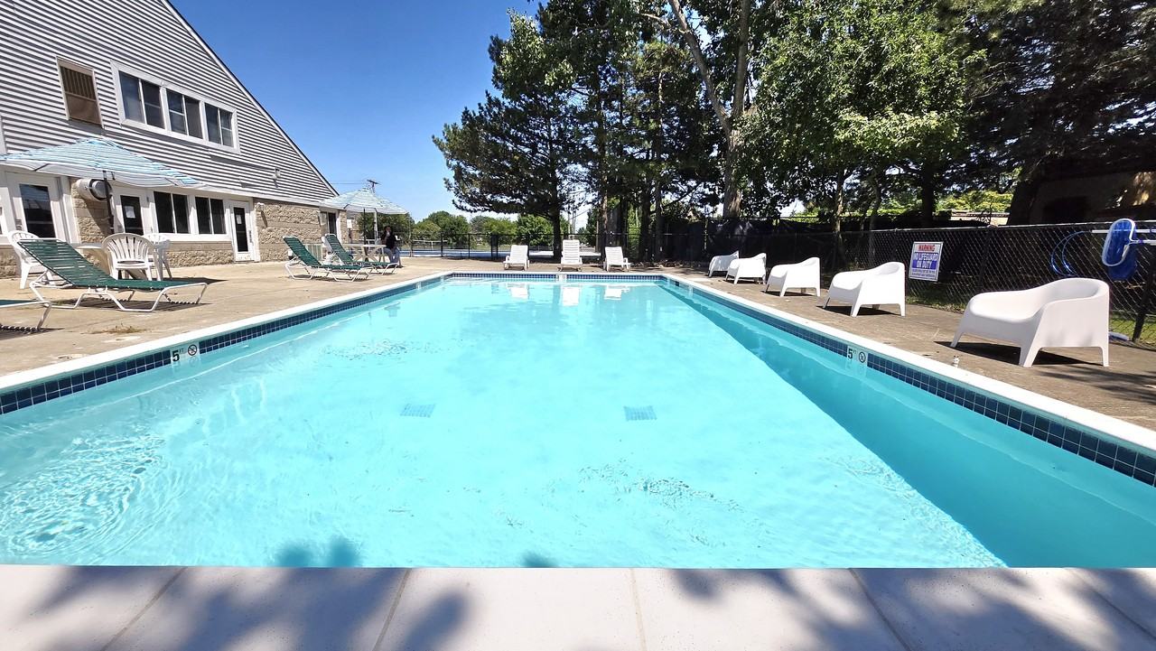 Grayhaven Marina Village - Photo 4 of 88