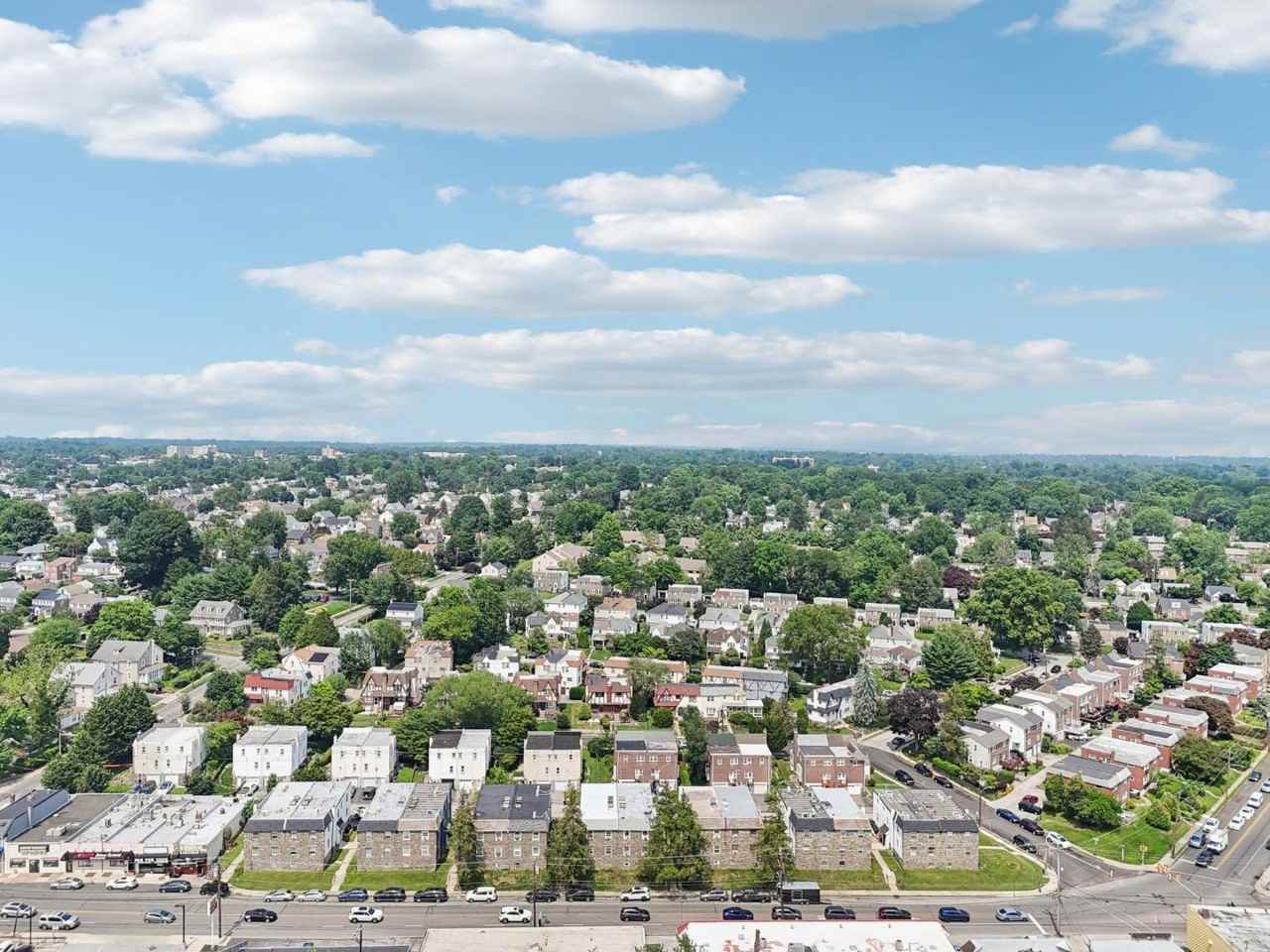 2337 Haverford Rd - Photo 4 of 6