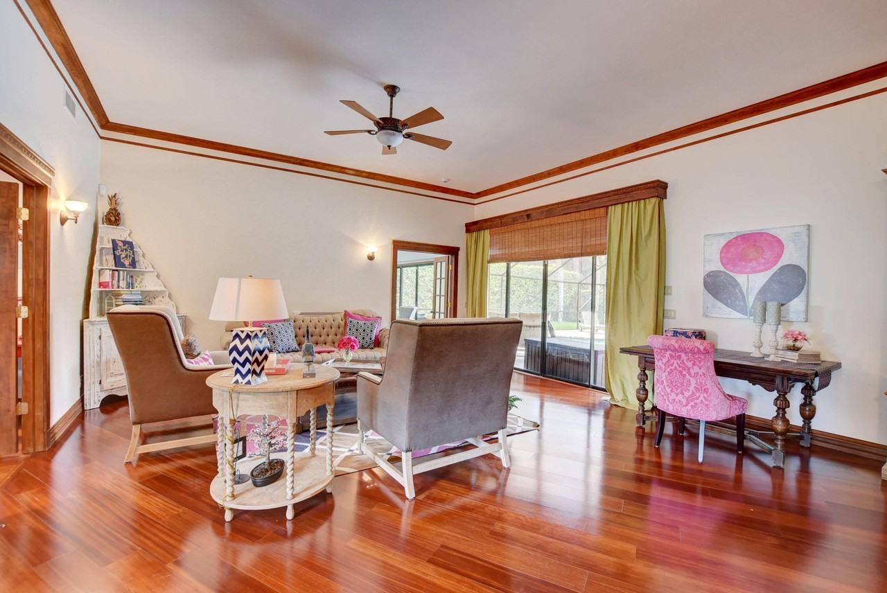 2570 Nw 27th St - Photo 7 of 46