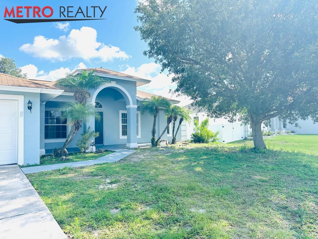 549 Southwest Prater Avenue - Photo 4 of 27