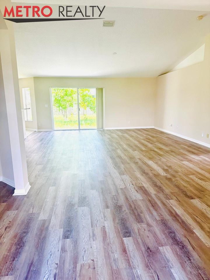 549 Southwest Prater Avenue - Photo 6 of 27