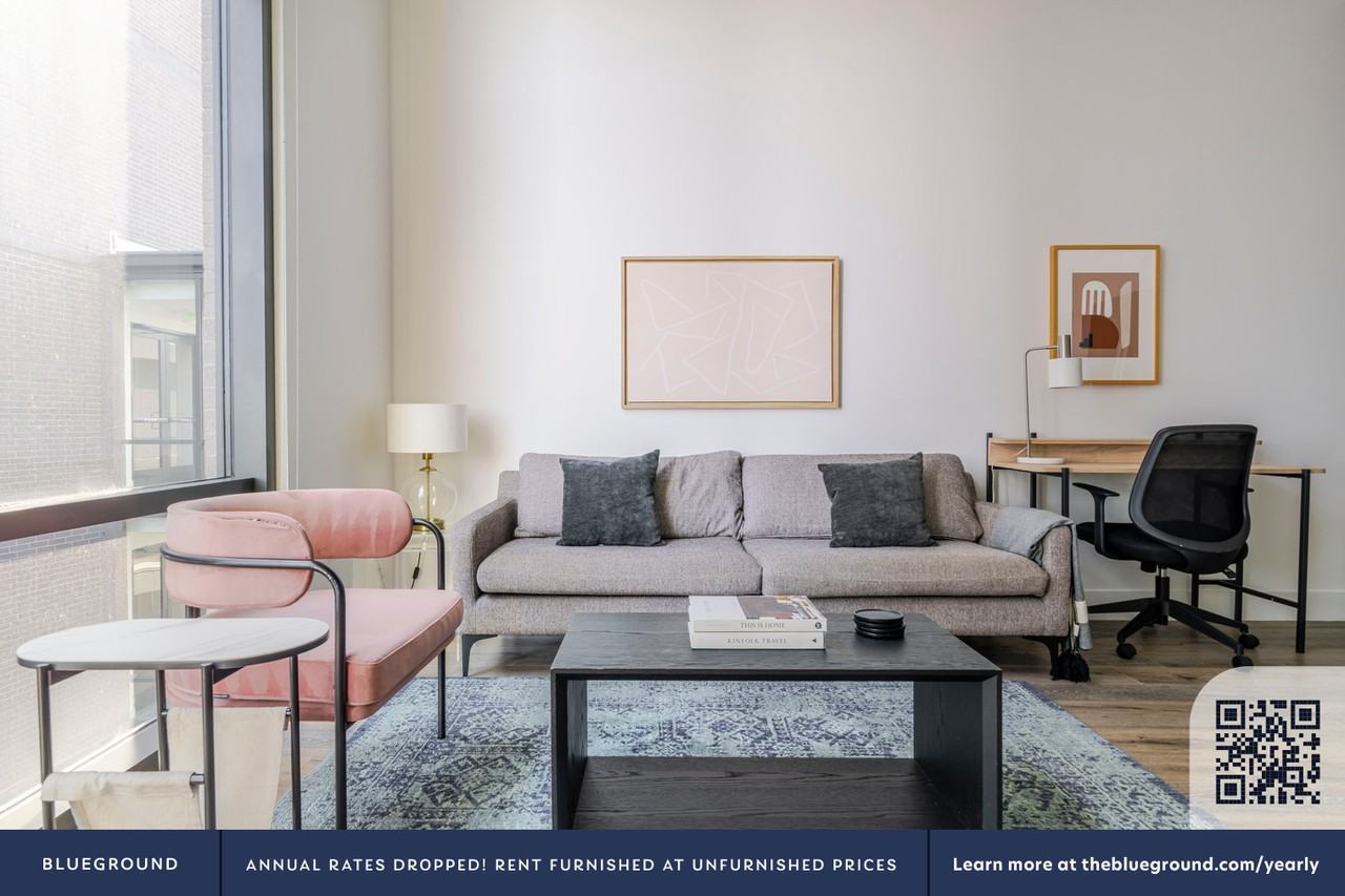 1155 Barton Springs Rd #329 - Photo 4 of 31