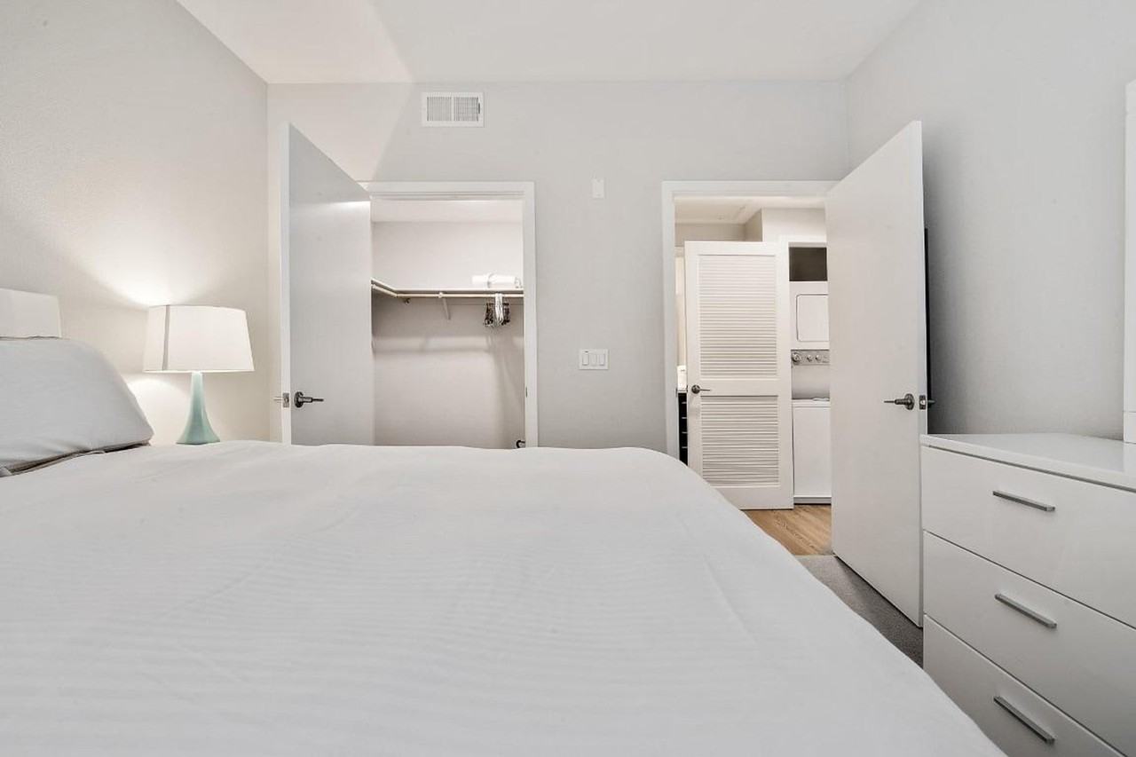 3639 Haven Avenue - Photo 3 of 29