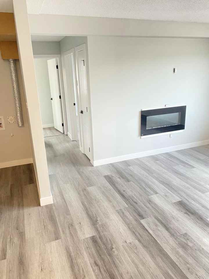 12525 118 Ave Nwunit 11 #11 - Photo 7 of 9