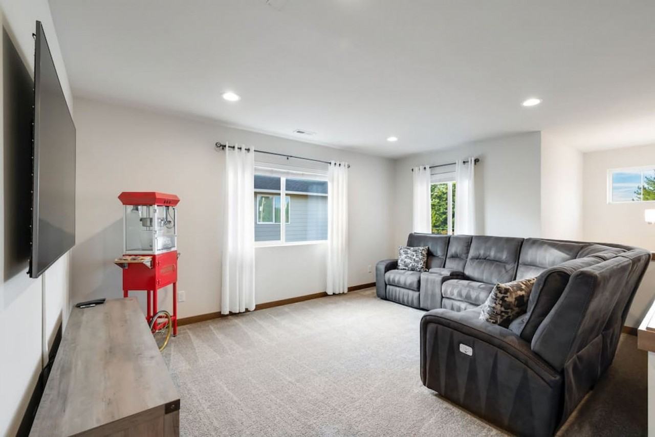 1519 S Washington St #1231212P - Photo 3 of 50