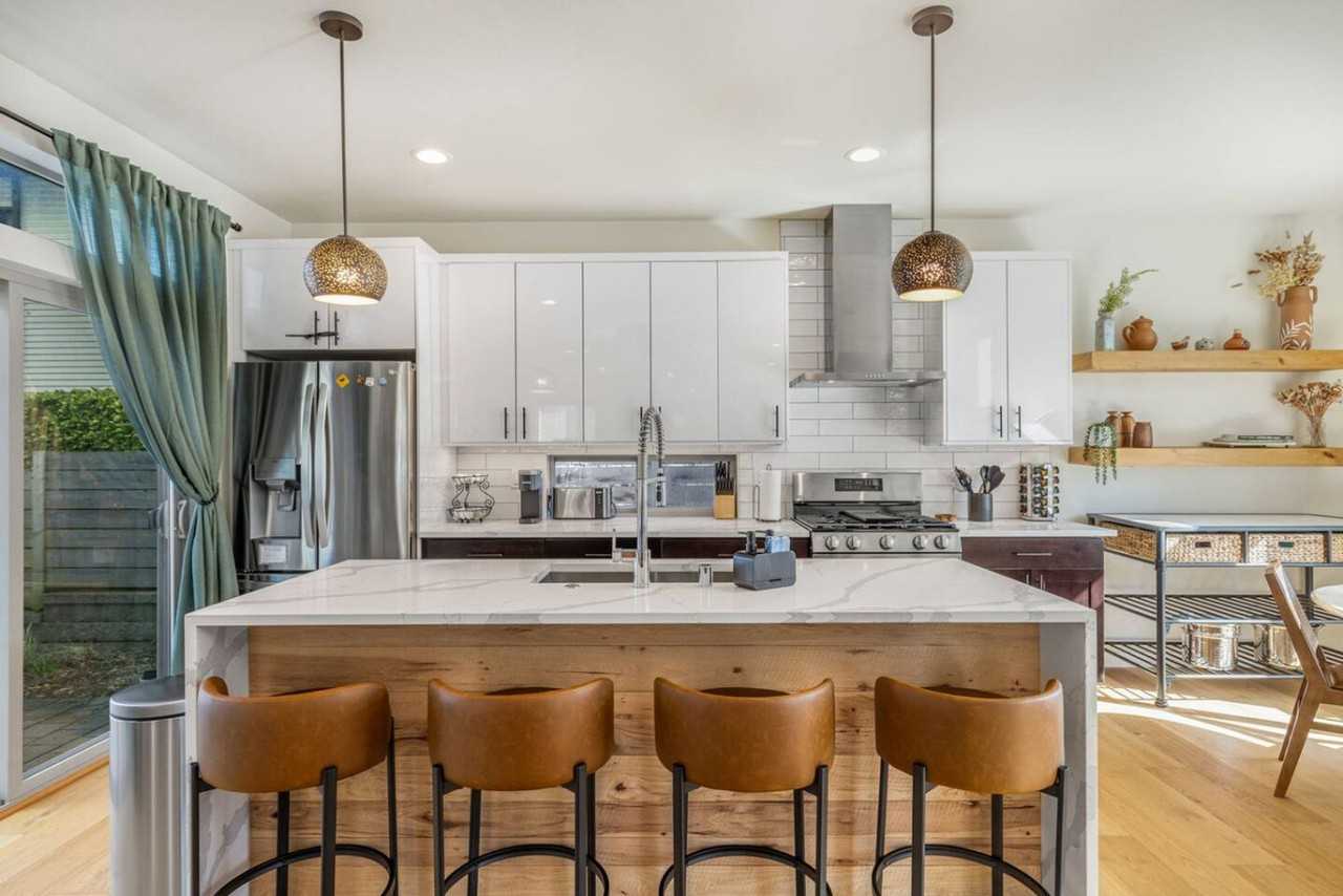 3411 15th Ave S #1231235P - Photo 5 of 43