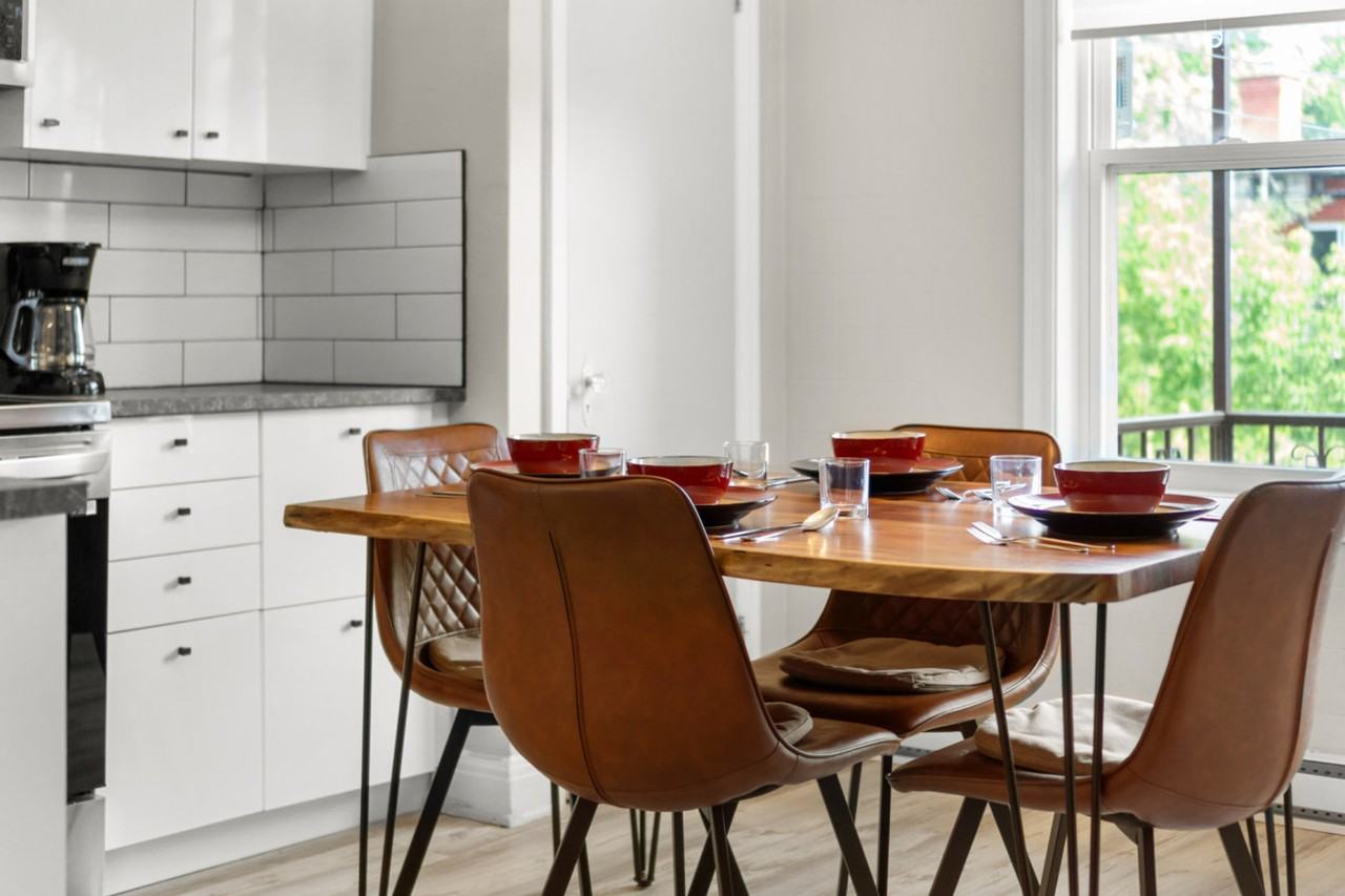 6419 10e Avenue - Photo 6 of 28