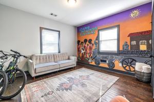 featured image of 996 Mayson Turner Rd Nw