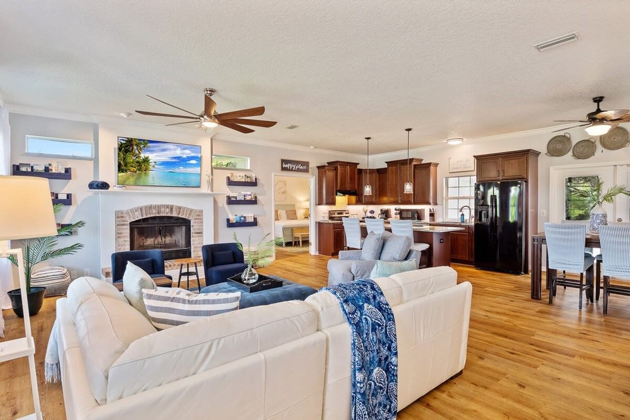 4 Susan Pl #1261606P - Photo 4 of 50