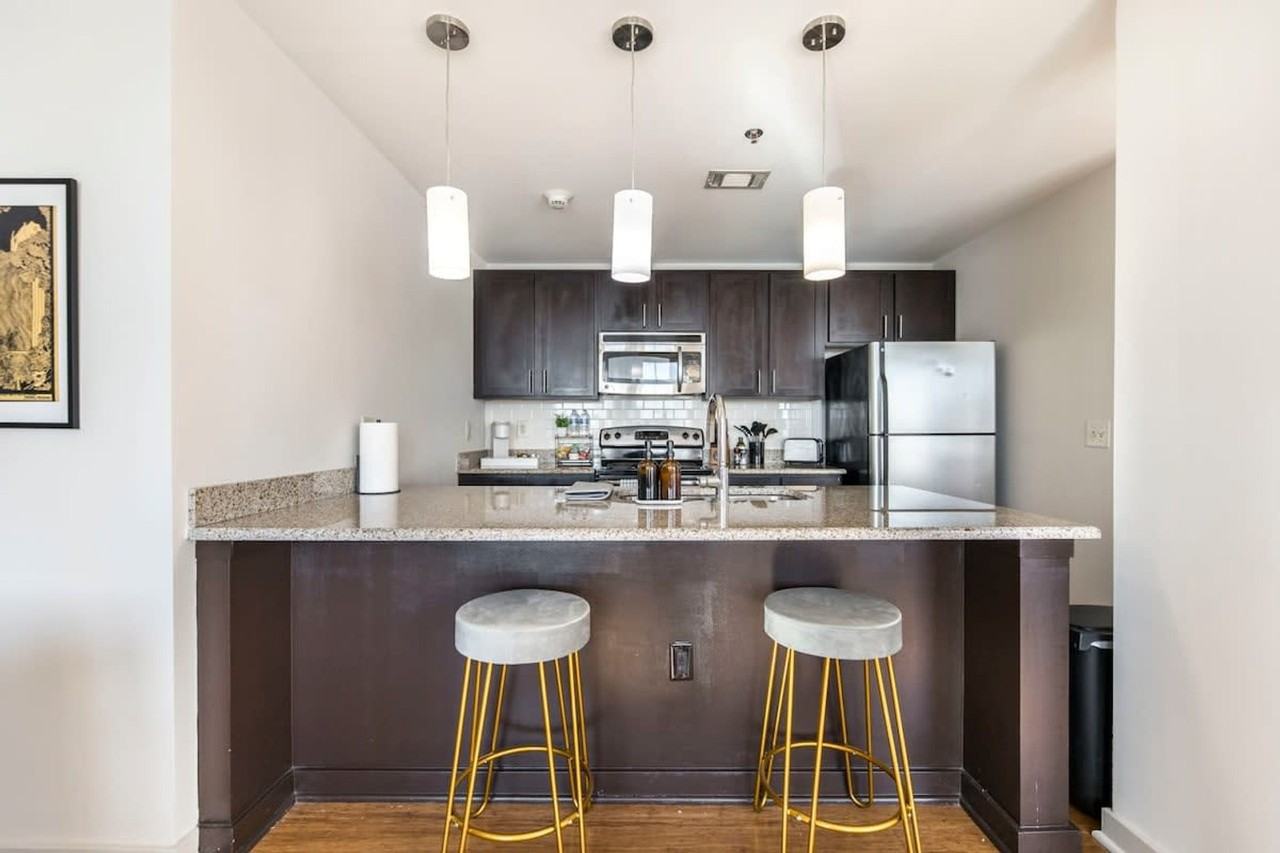 401 Cherry St #1261677P - Photo 3 of 15