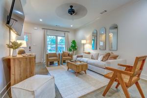 featured image of 668 Hawthorne Street