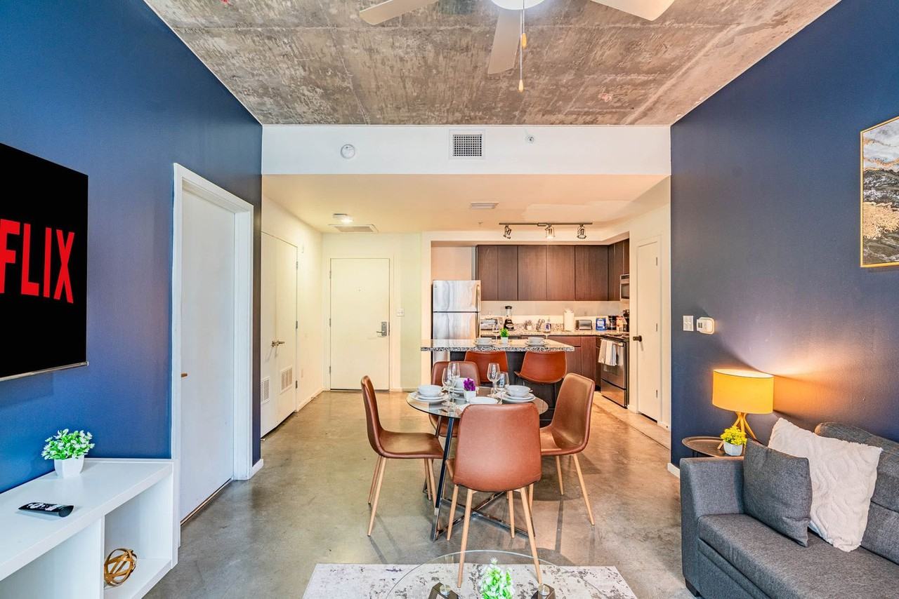 915 North 4th Street - Photo 2 of 50