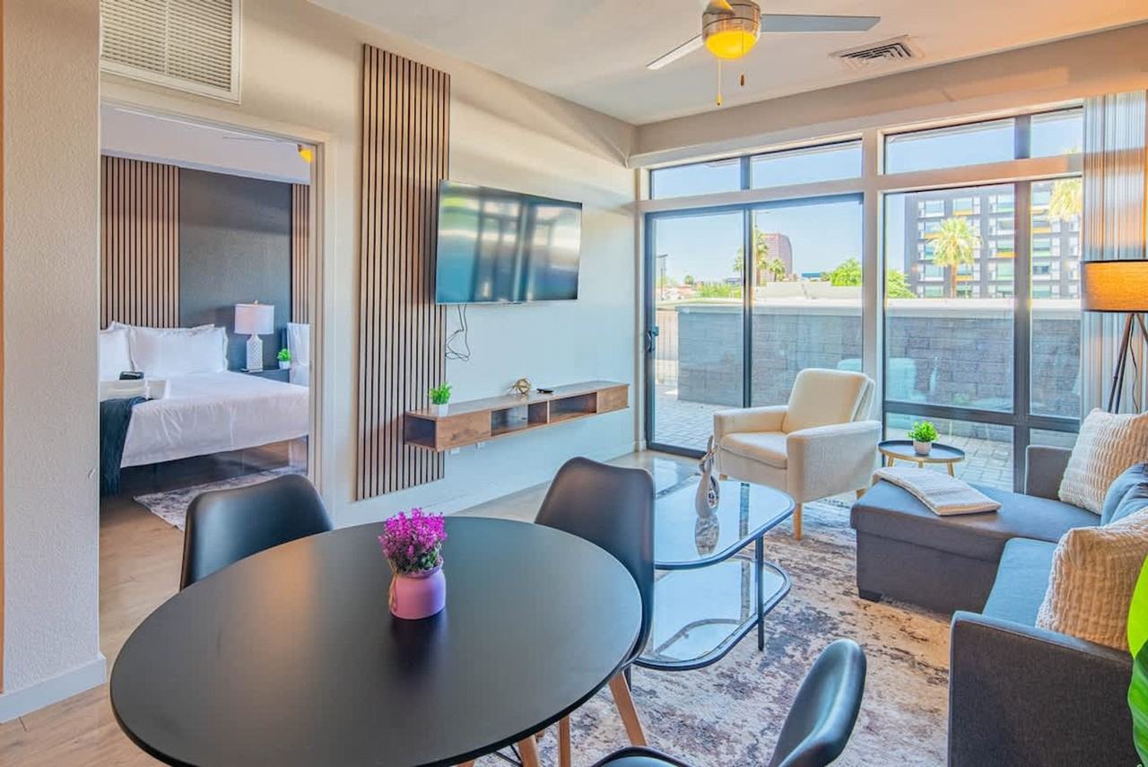 1016 N 3rd St #1263065P - Photo 3 of 33