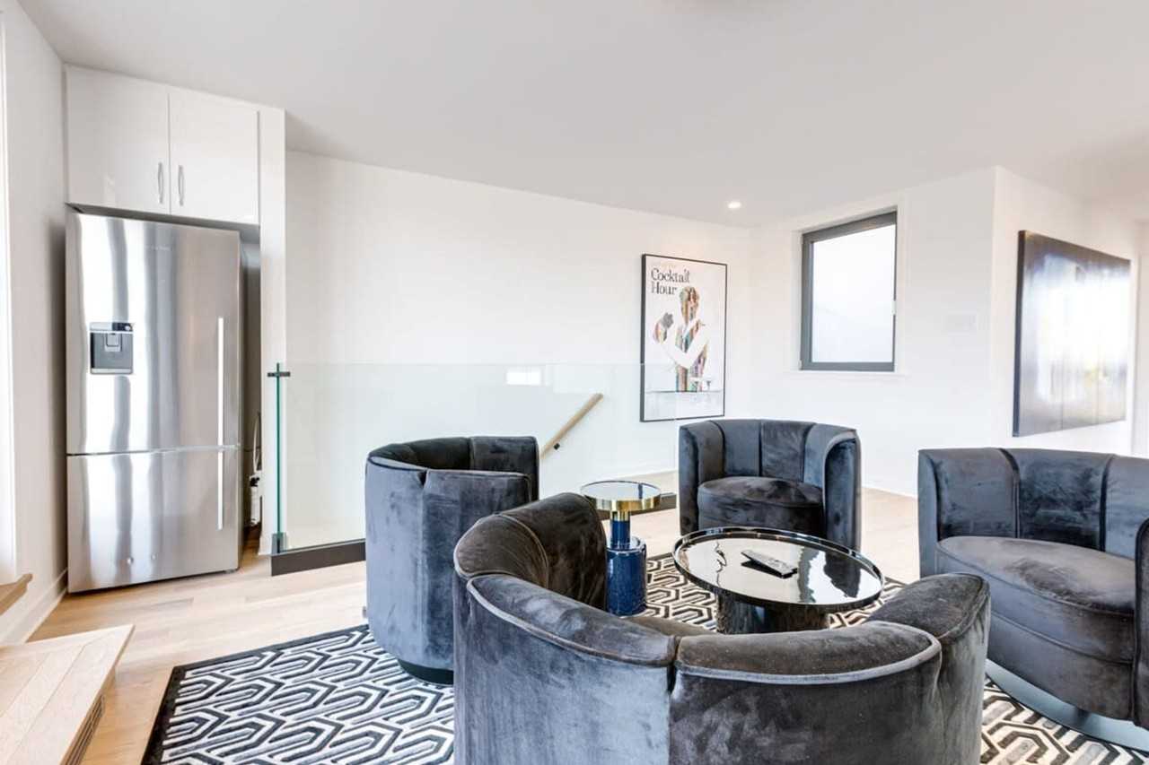 403 Av Du Mont-Royal O #1264142P - Photo 3 of 50