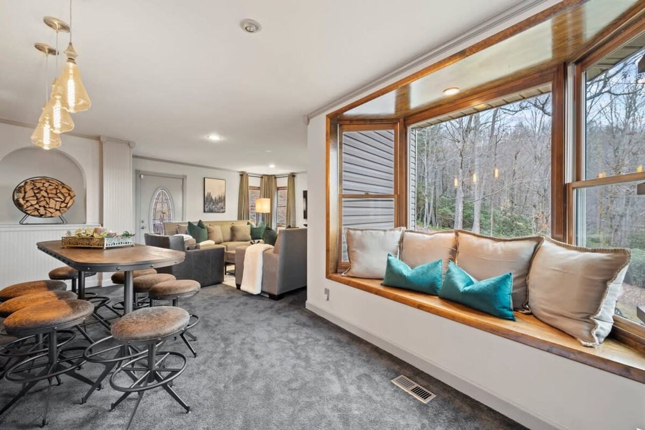 106 Bishop Cove Rd #1264826P - Photo 4 of 43