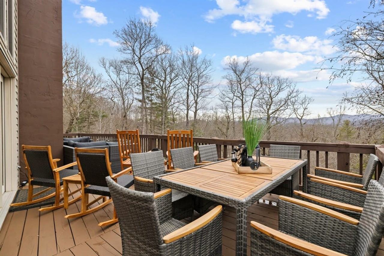 106 Bishop Cove Rd #1264826P - Photo 7 of 43