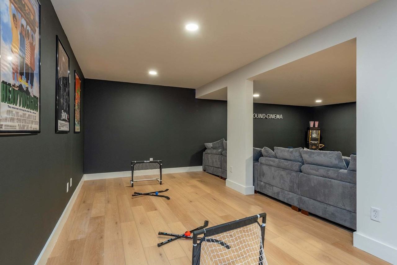 41 Little Forest Dr #1264829P - Photo 4 of 50