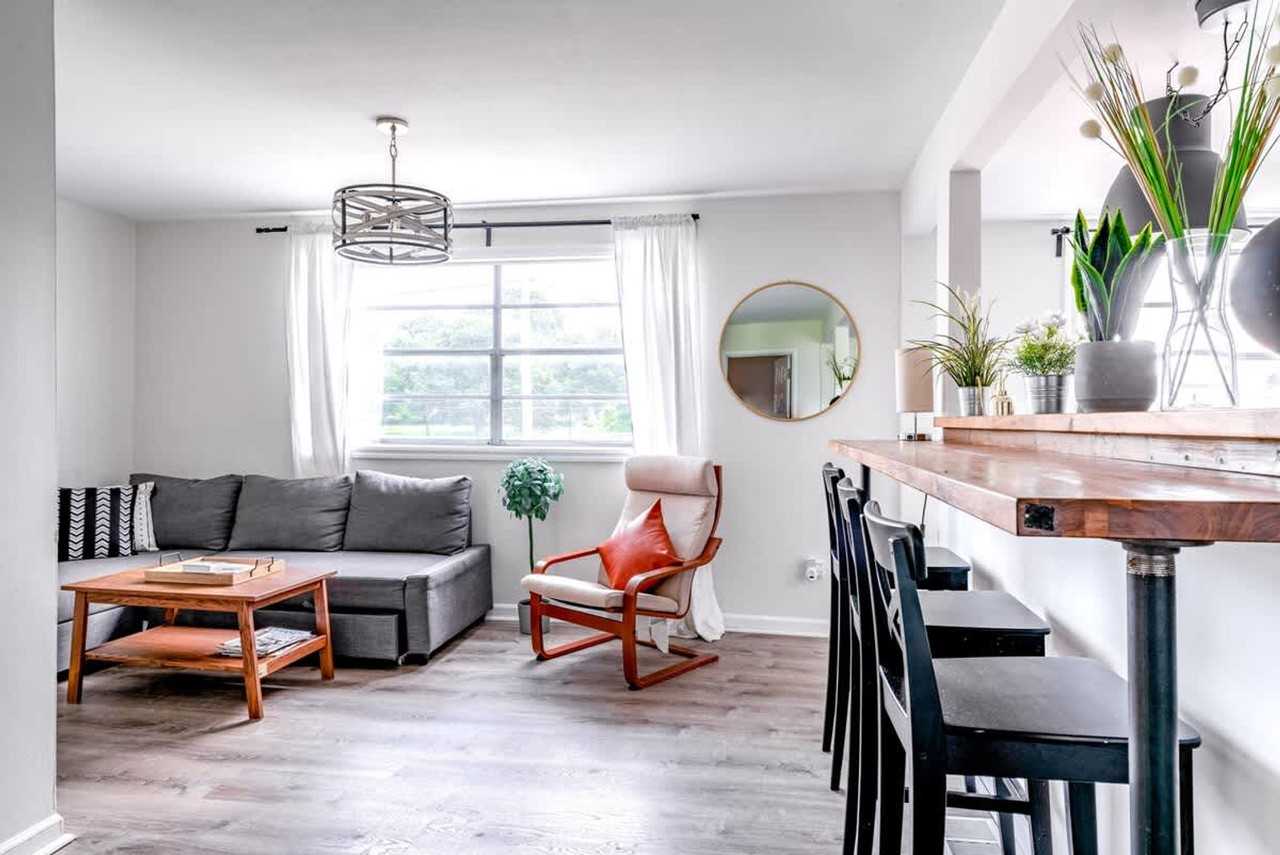 605 Dennison Avenue - Photo 3 of 113