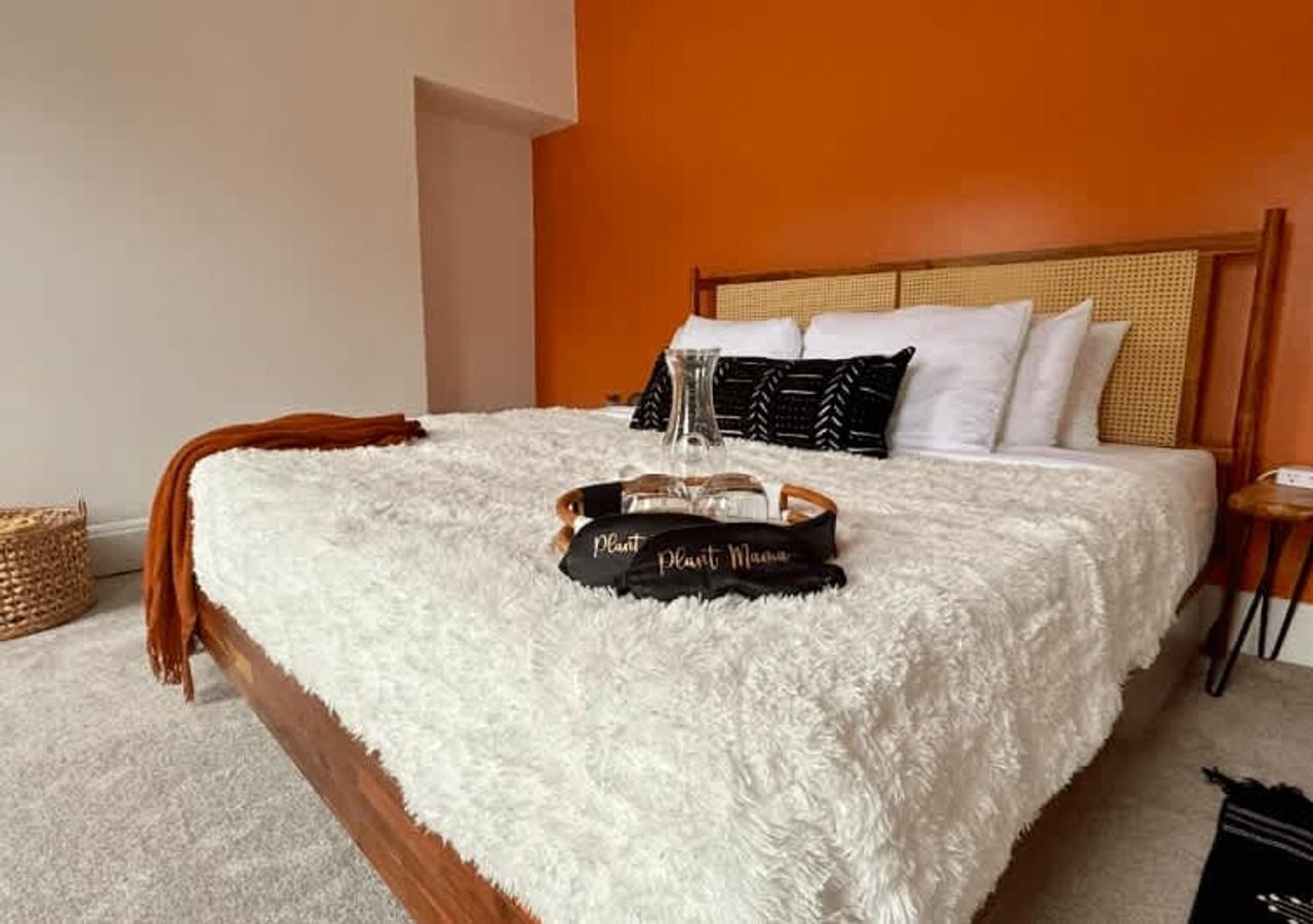 313 West 4th Avenue - Photo 3 of 94