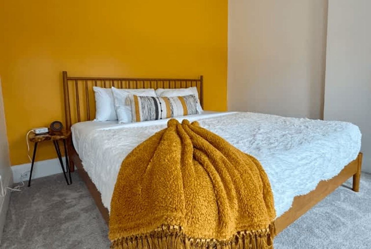 313 West 4th Avenue - Photo 4 of 98