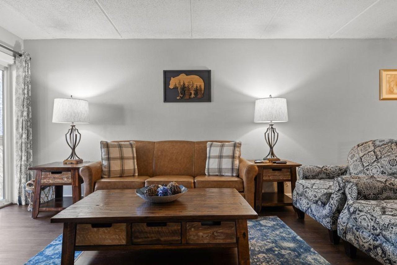 1155 Upper Alpine Way #1266049P - Photo 3 of 21