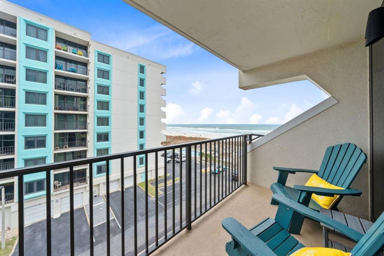 111 W Beach Blvd #1266237P - Photo 2 of 21