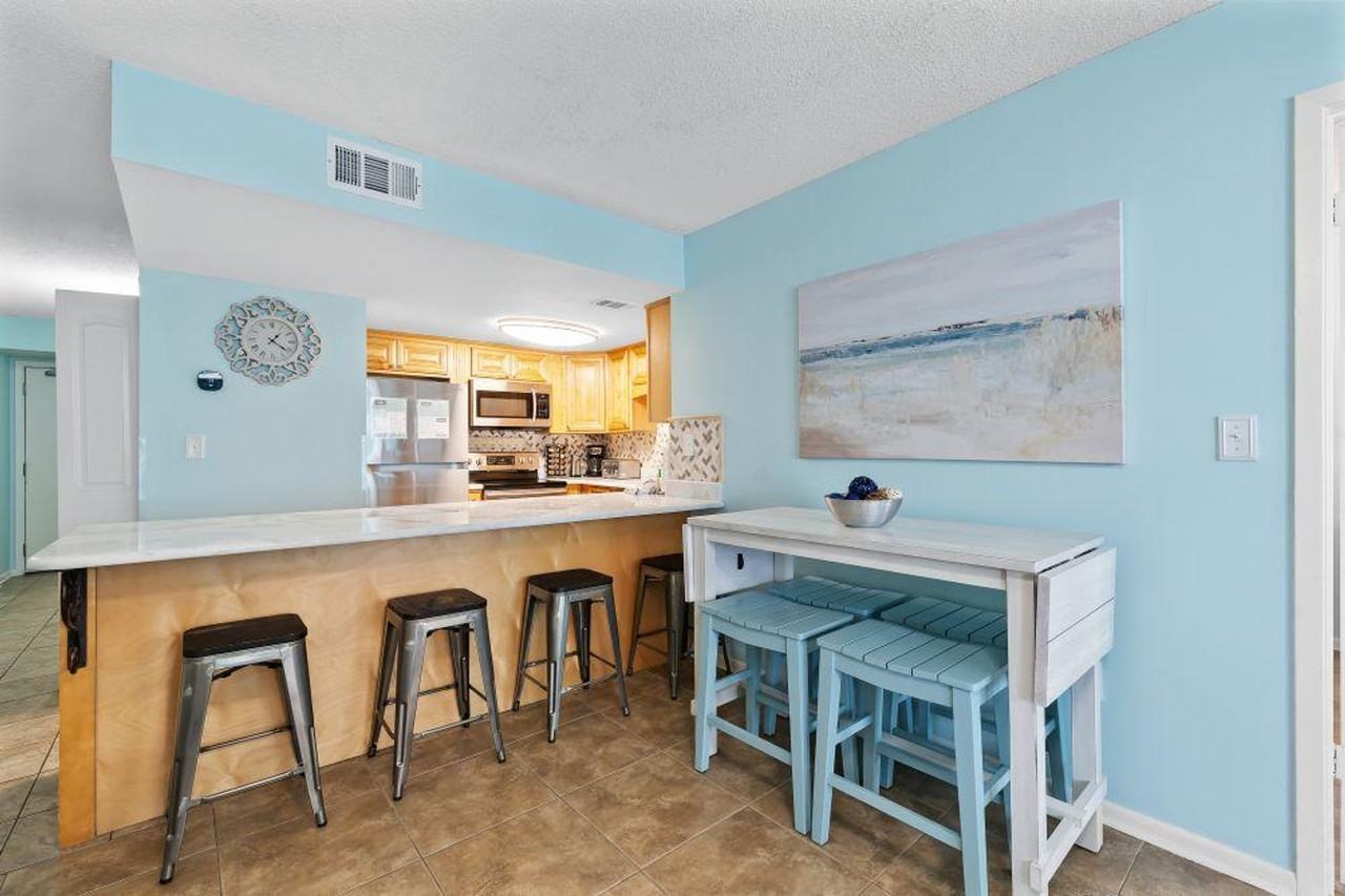 111 W Beach Blvd #1266237P - Photo 7 of 21