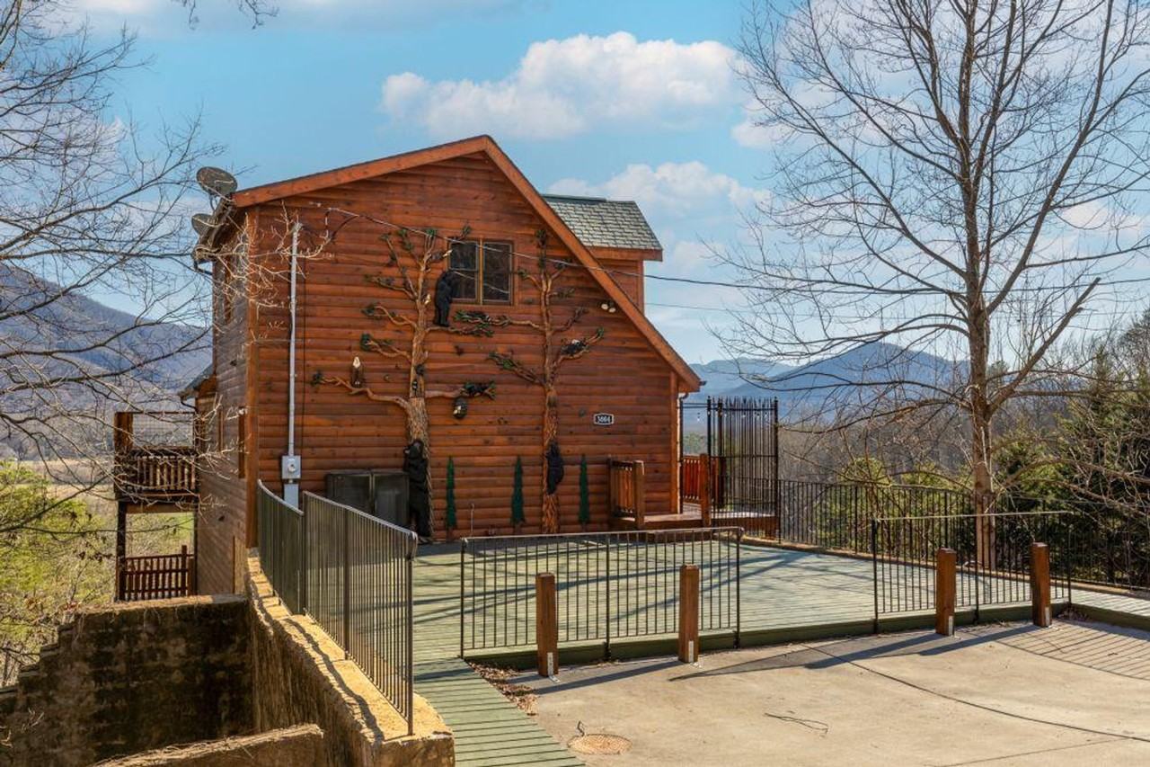 3004 Wears Overlook Ln #1266301P - Photo 4 of 17