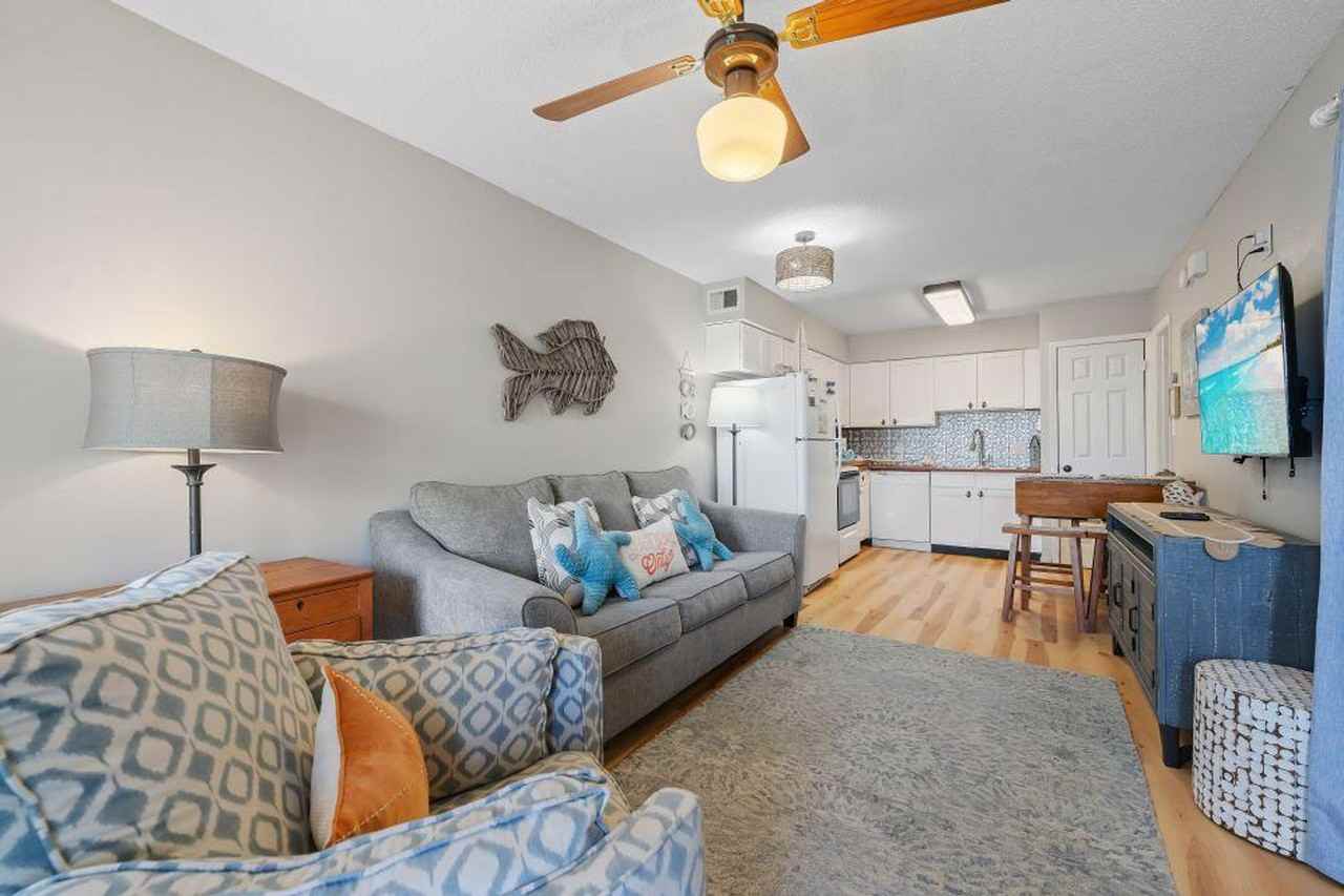 920 W Lagoon Ave #1266607P - Photo 5 of 26