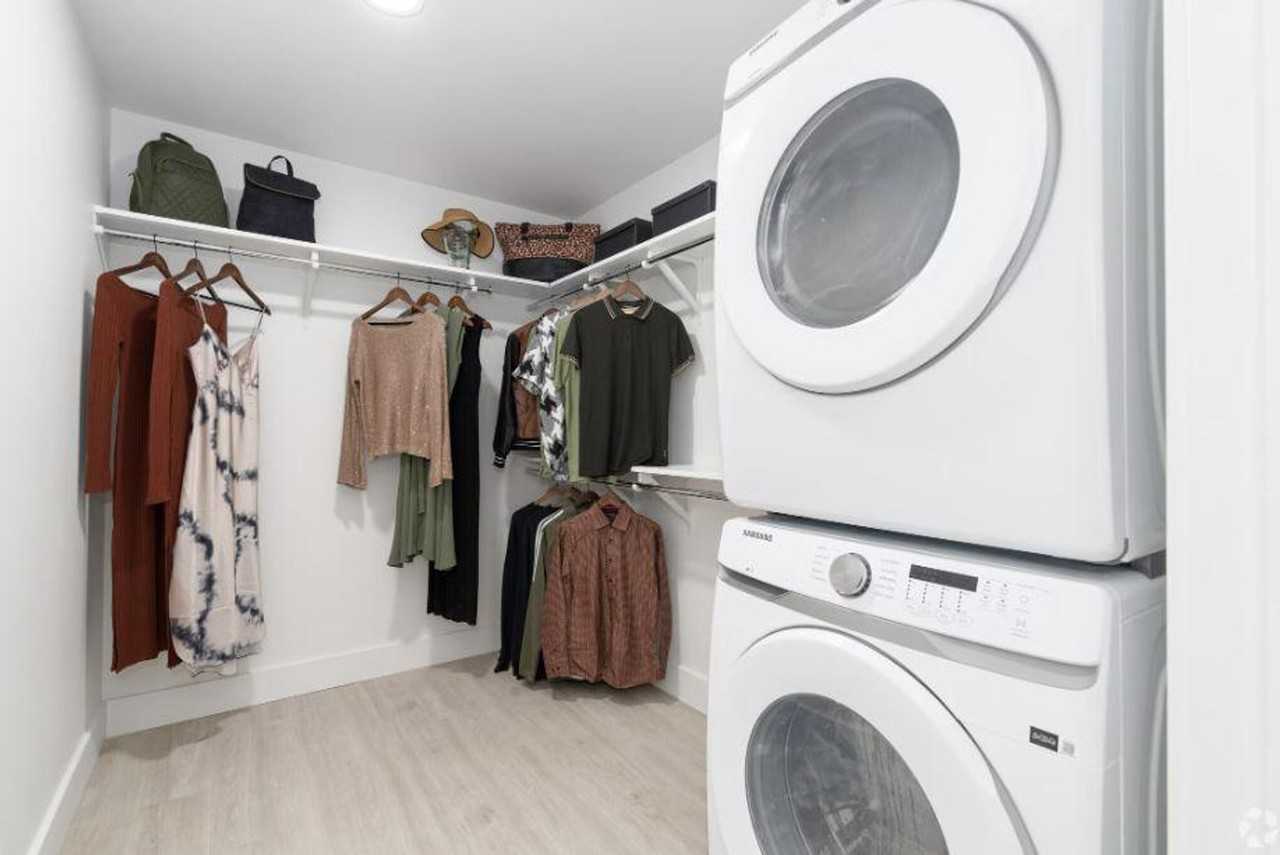 1985 Nw Savier St #1267688P - Photo 2 of 8