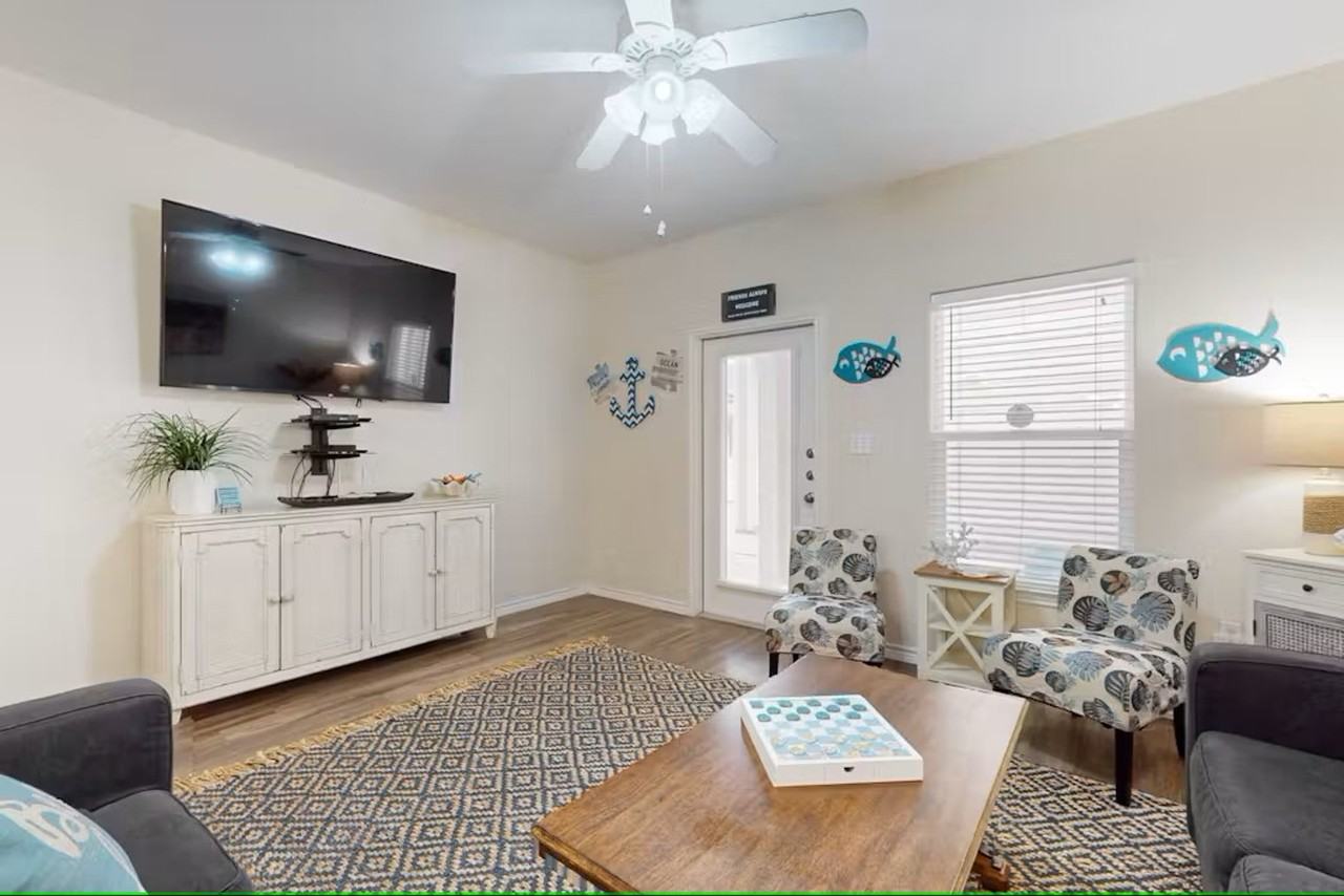 14810 Leeward Dr #1268416P - Photo 6 of 48