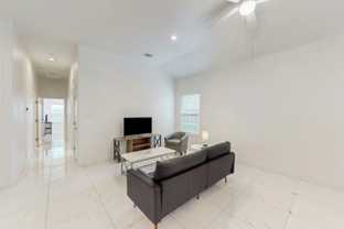 702 5th St - Photo 1 of 1
