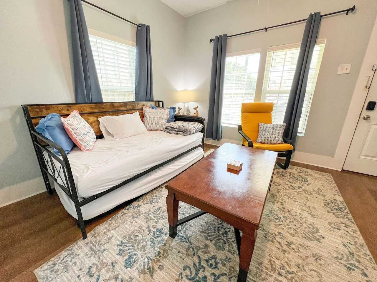 11001 D St #1268438P - Photo 5 of 31