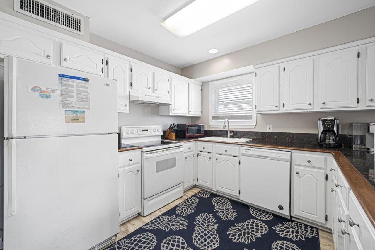 1476 W Lagoon Ave #1268870P - Photo 6 of 23