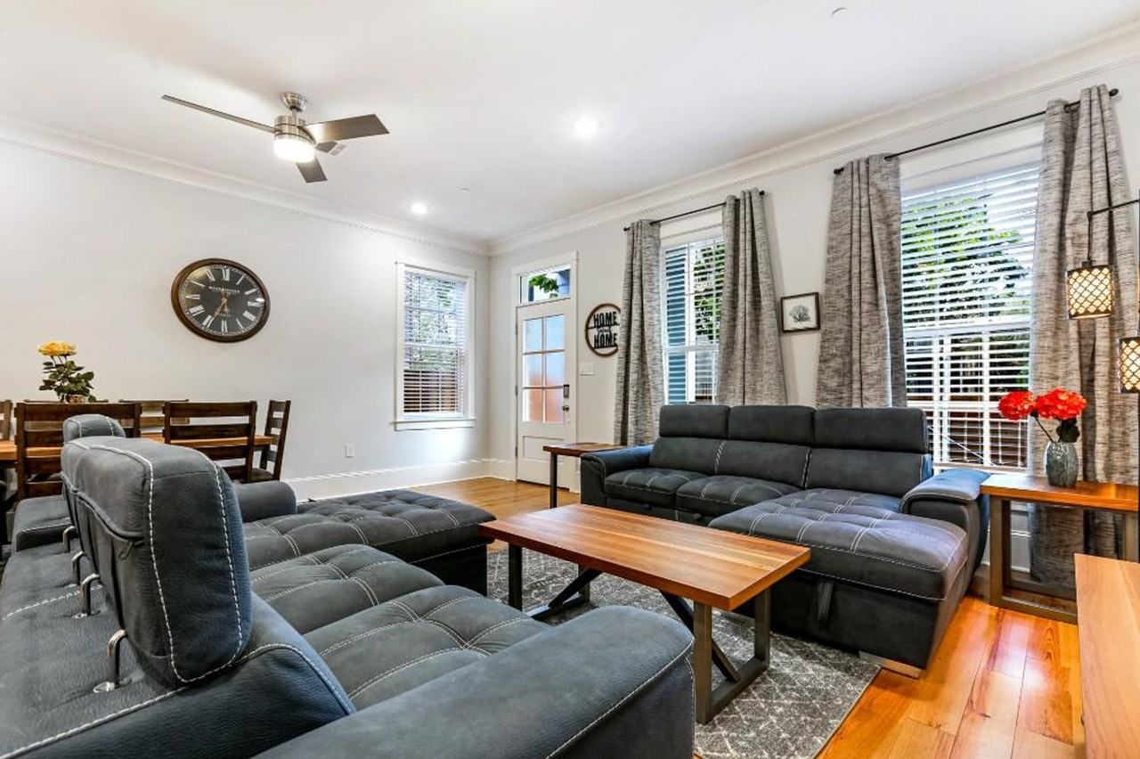 1233 Saint Charles Ave #1269961P - Photo 2 of 21