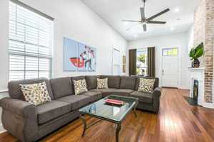 featured image of 4018 Tchoupitoulas Street