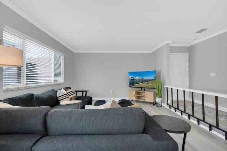 311 Island Way ##204 - Photo 4 of 50