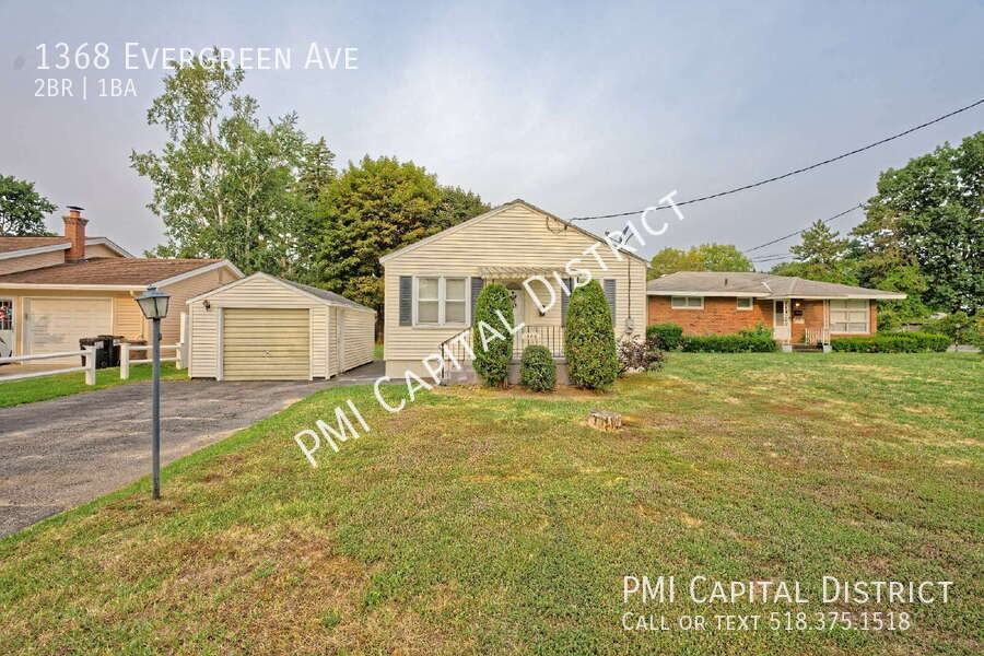 1368 Evergreen Ave - Photo 2 of 28