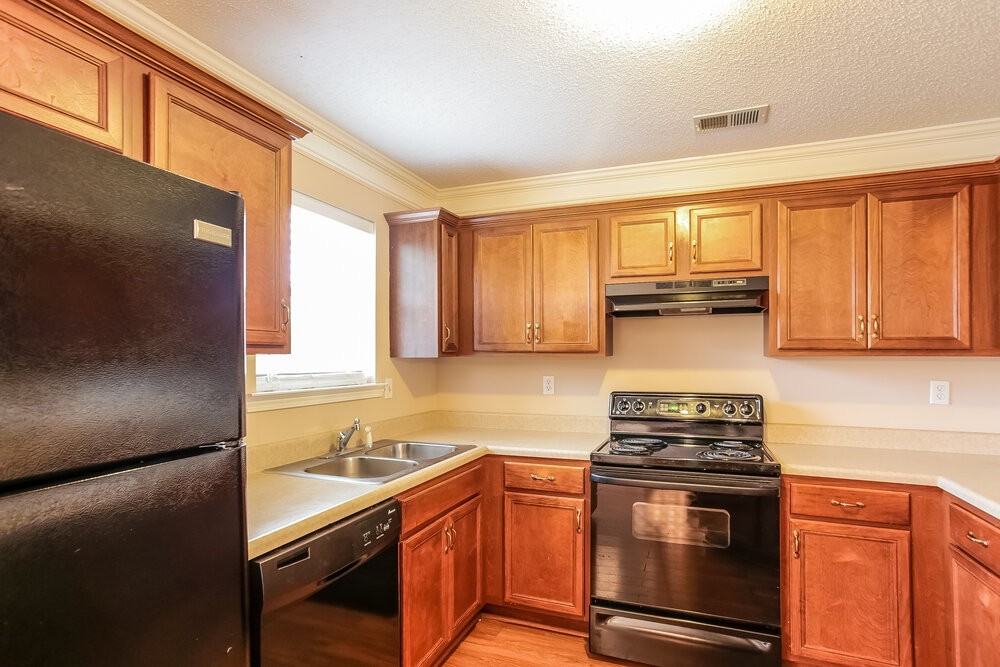 4499 Shadow Ridge Dr - Photo 5 of 16