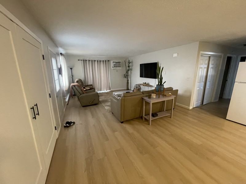 1005 Boxelder Ave - Photo 3 of 12