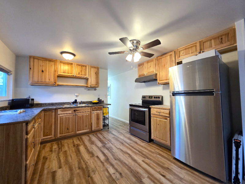 8397 Golden Valley Boulevard - Photo 4 of 15