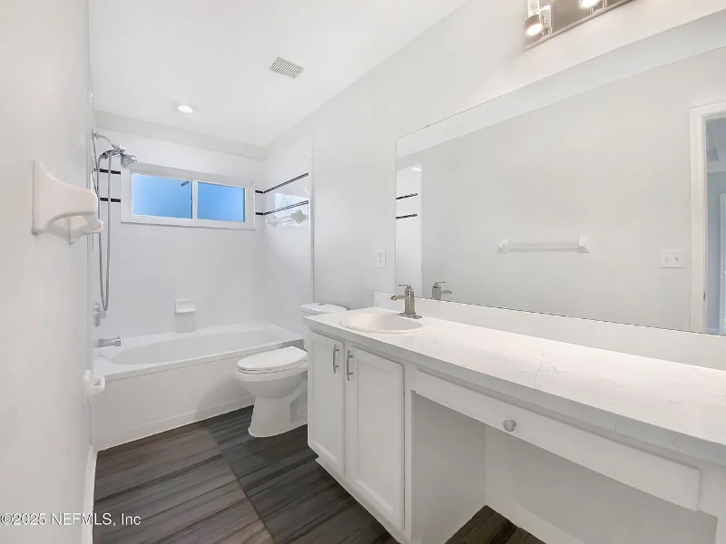 3345 Millcrest Dr #1 - Photo 3 of 10