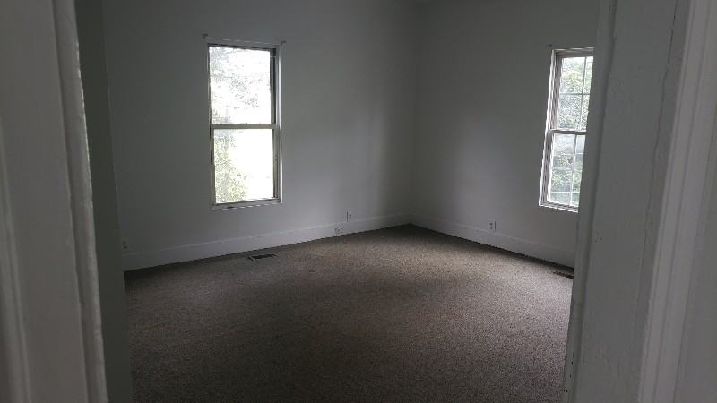 1411 Jackson St - Photo 6 of 11