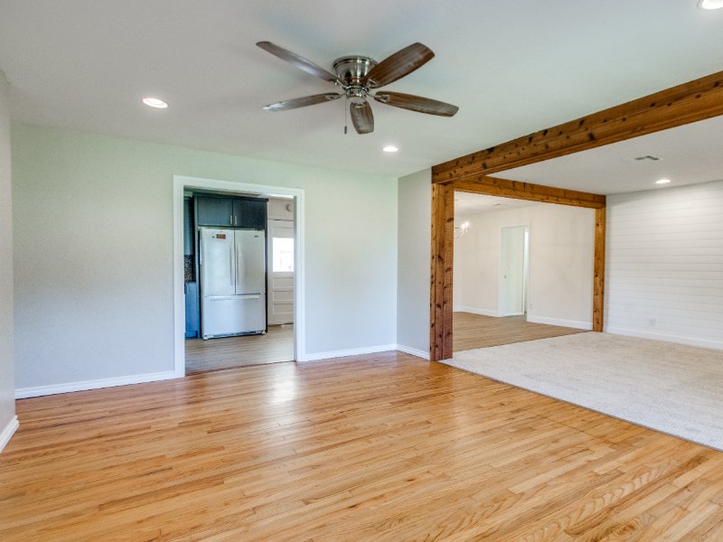 11026 E Draper Ave - Photo 4 of 19