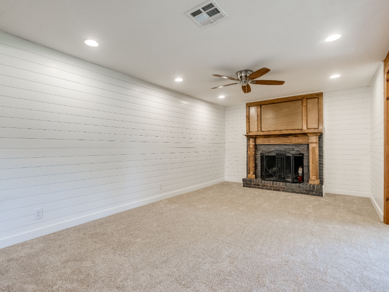 11026 E Draper Ave - Photo 5 of 19