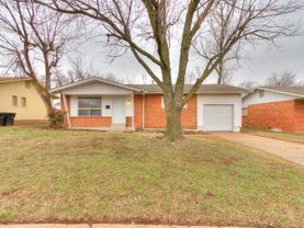 912 Nw 24th St - Photo 1 of 1